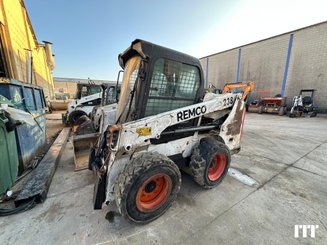 Minicargadora Bobcat S550 - 1