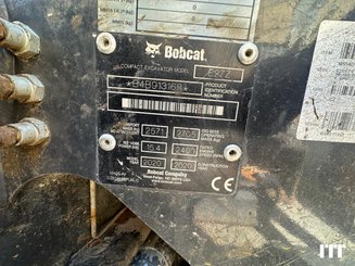 Excavadora Bobcat E26 E2V - 2