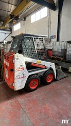 Minicargadora Bobcat S70 - 1