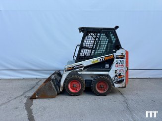 Minicargadora Bobcat S70 - 1