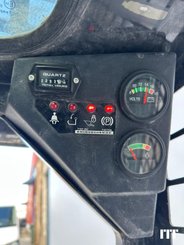 Minicargadora Bobcat S70 - 8