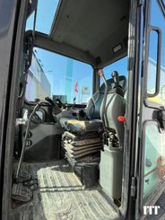 Excavadora Bobcat E50 - 2